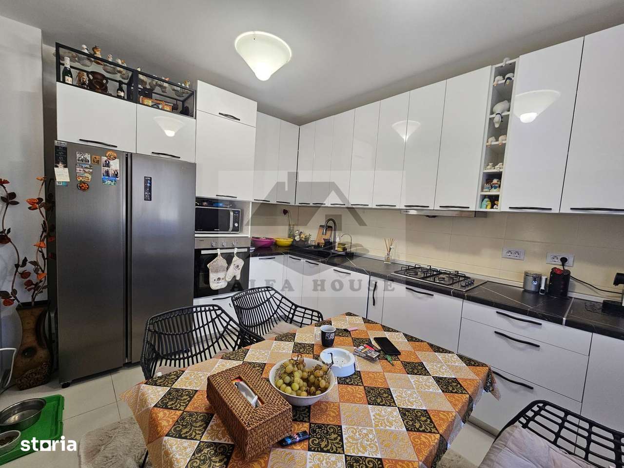 Casă individuala cu 5 camere, 270 mp, Tractorul - zona Coresi-8