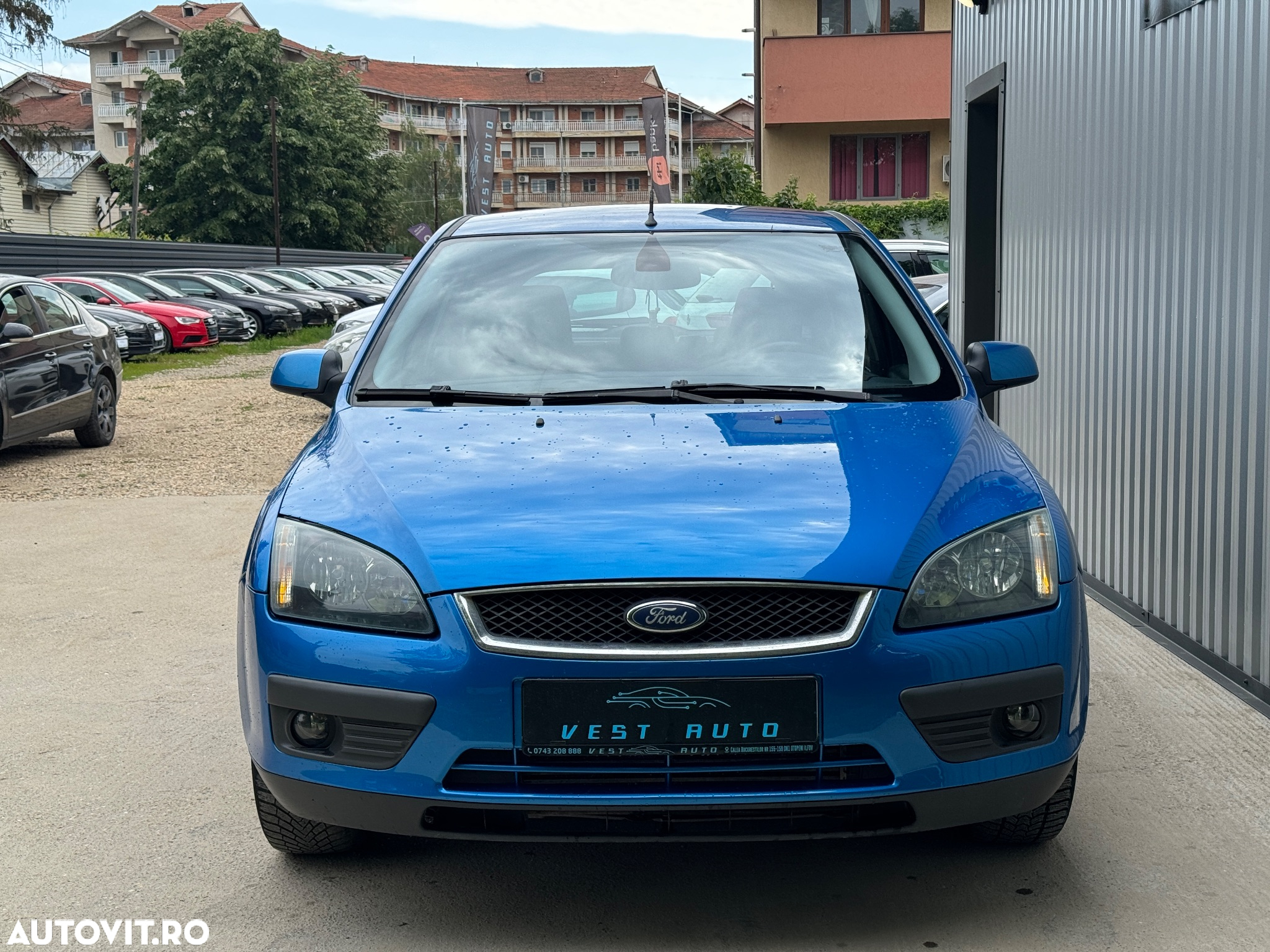 Ford Focus 1.6 TDCi DPF Style - 12