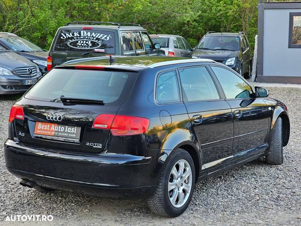 Audi A3 2.0 TDI Sportback DPF Ambiente - 3