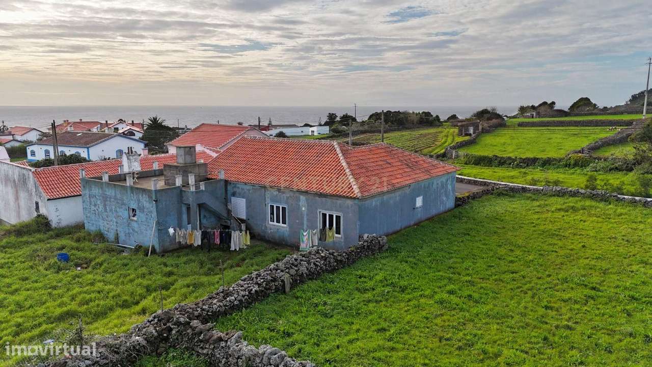 Moradia T3 com Vista Mar em São Bartolomeu de Regatos-11