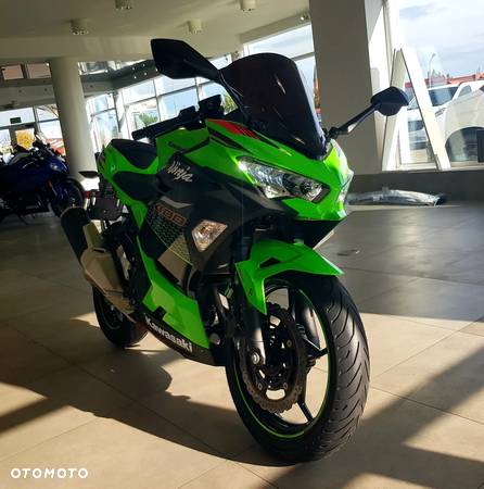 Kawasaki Ninja 400 - 15