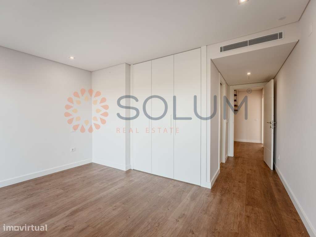 Penthouse de Luxo com piscina - Montijo-35