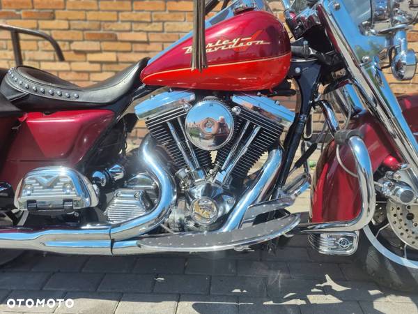 Harley-Davidson Touring Road King - 22