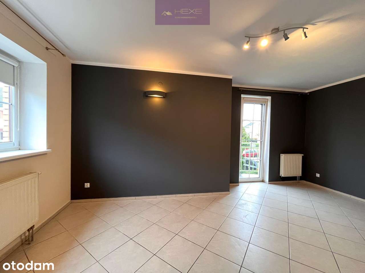 Unikalne mieszkanie z 2 balkonami - niski czynsz!-1