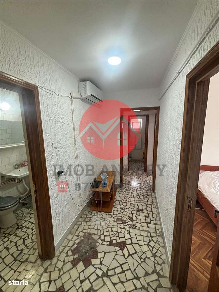 Apartament 4 camere ultracentral, 99 mp, 3 balcoane, partial mobilat - Imagine principală: 5/12
