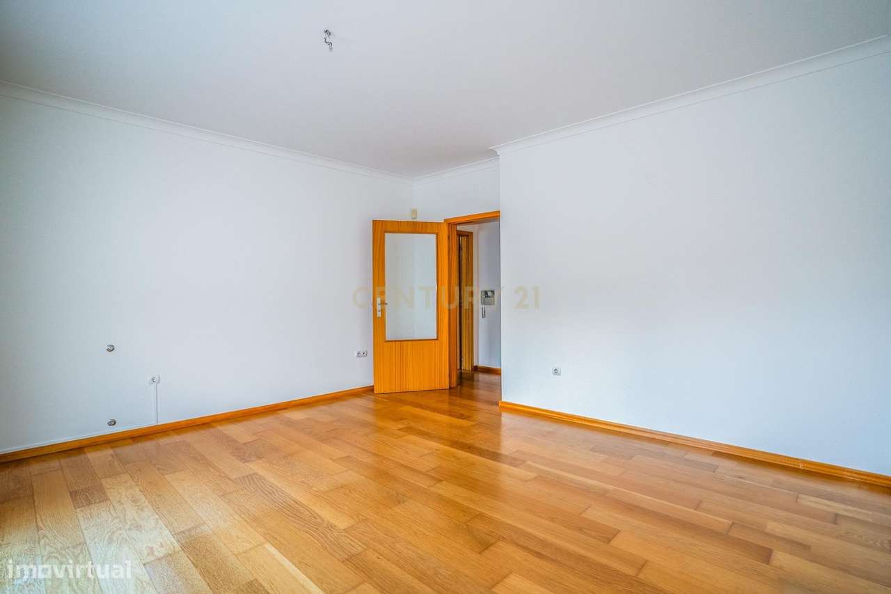 Apartamento T1 com terraço privado | Vila Pouquet | Caldas da Rainha-10