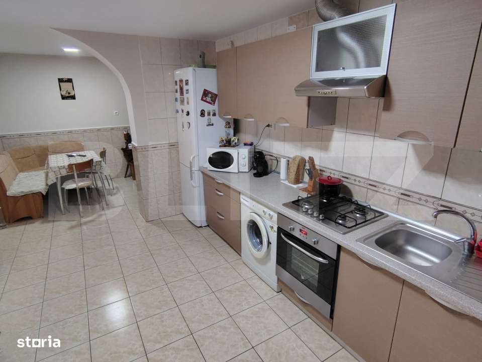 Casa impresionanta 7 camere, piscina, 350 mp utili, 1900 mp teren, Mih - Imagine principală: 5/19