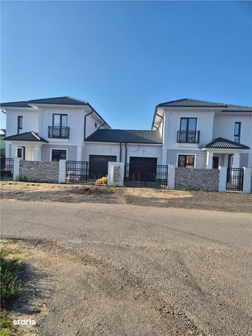 Duplex despartit prin garaj - 130 mp utili - teren 450 mp - toate util-0