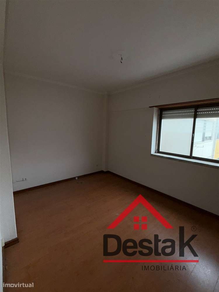 Apartamento T4 Venda em Massamá e Monte Abraão,Sintra-25