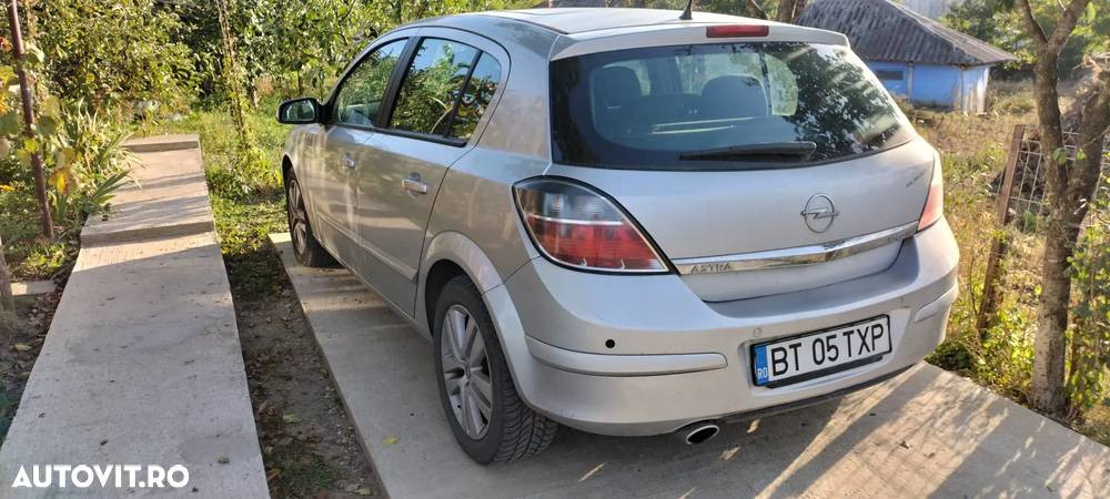 Opel Astra 1.7 CDTI Cosmo - 2