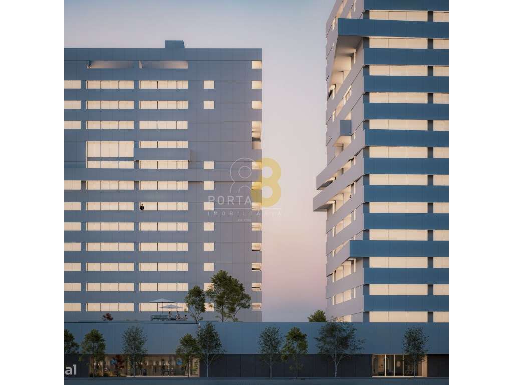 T4 Novo com Varandas, Garagem e Vistas Desafogadas - Requesende-14