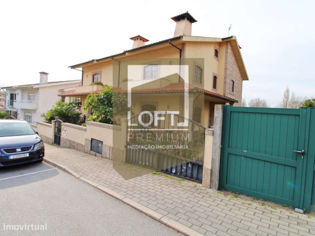 Moradia Geminada V4, Guimarães - Grande imagem: 5/24