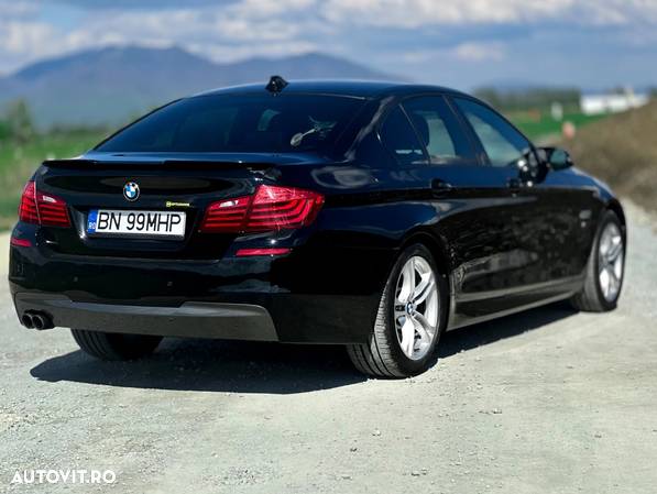 BMW Seria 5 520d - 5