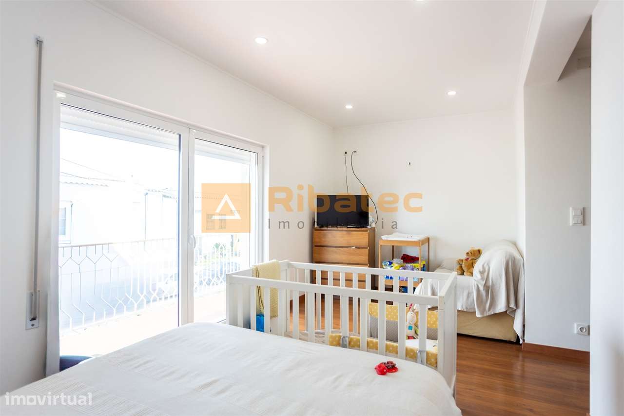 Moradia T5 em Alpiarça-29