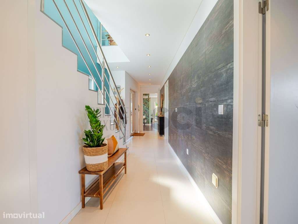 Moradia Independente T4 com piscina em Azeitão| Lote 857m2-3