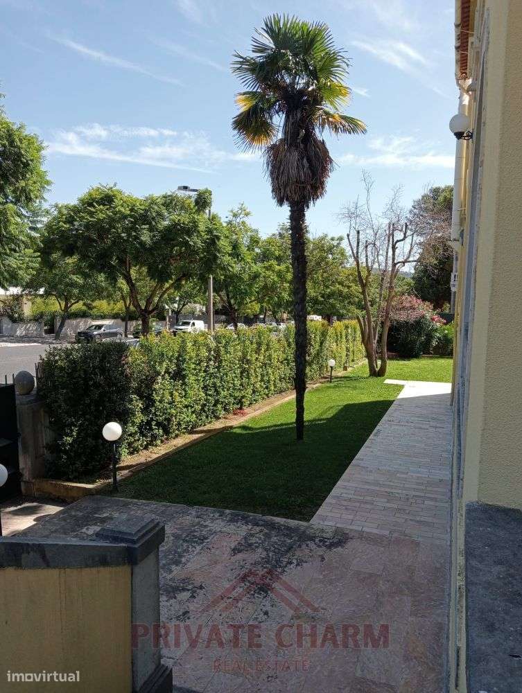 Moradia independente no Restelo, Belém-11