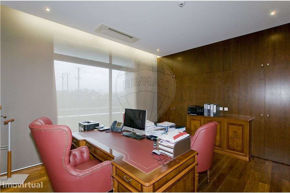 Escritório T0 para arrendamento - Grande imagem: 5/34