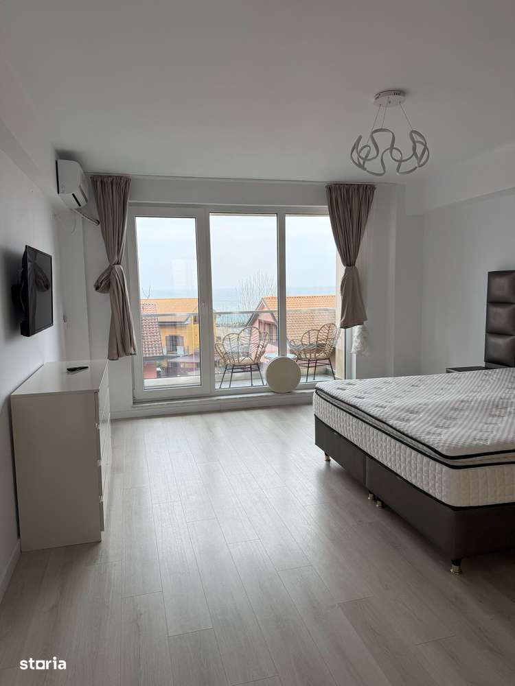 Apartament de vânzare cu 4 camere, zona Faleză Nord - Imagine principală: 2/10