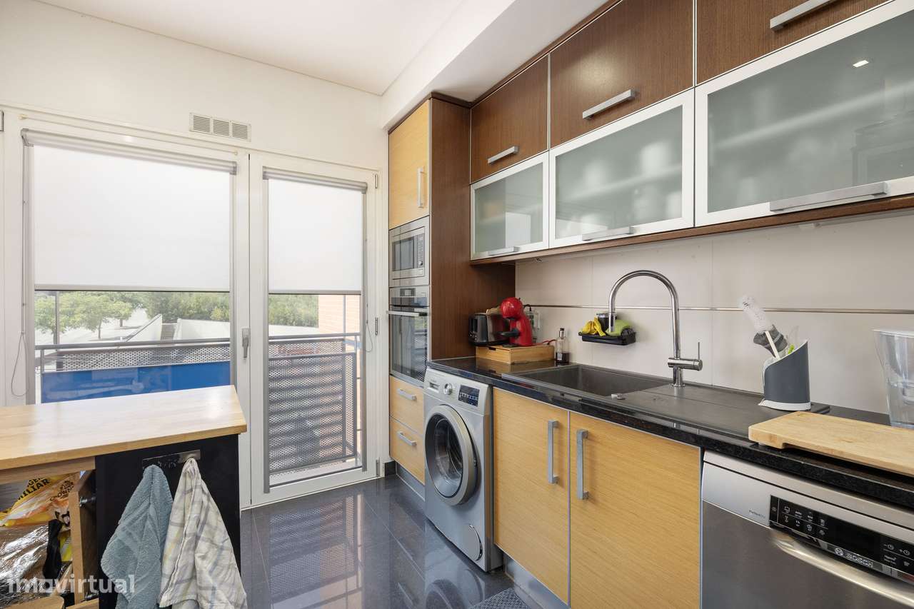 Apartamento T3 com 140m2 | Garagem 2 carros-9
