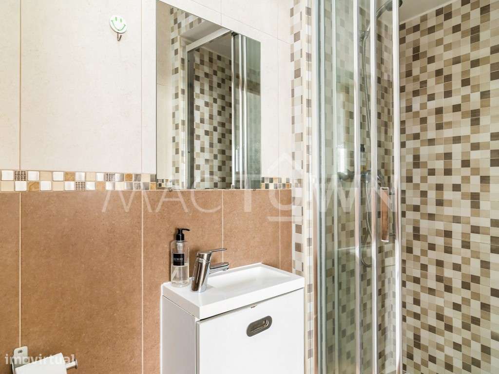 Sinta o Fado, Viva Alfama: Edifício com Alma e História-19