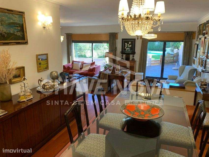 Fantástica moradia T5 com piscina à venda em Fonte da Moura - Grande imagem: 2/25