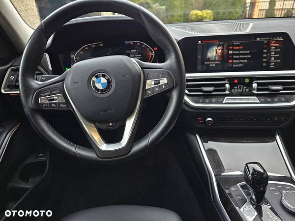 BMW Seria 3 320d Touring xDrive Luxury Line - 9