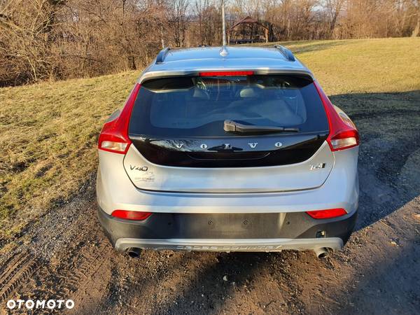 Volvo V40 - 6