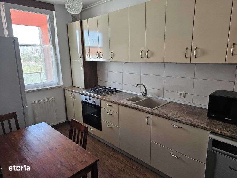 Apartament cu 2 camere de inchiriat, zona Prima Shops, bloc Ared - Imagine principală: 5/7