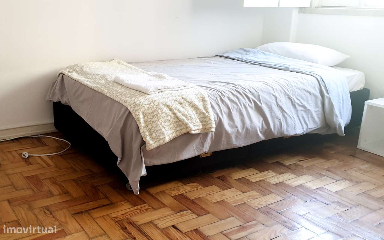 T2 na Graça, Lisboa – Localização Premium - Grande imagem: 3/21