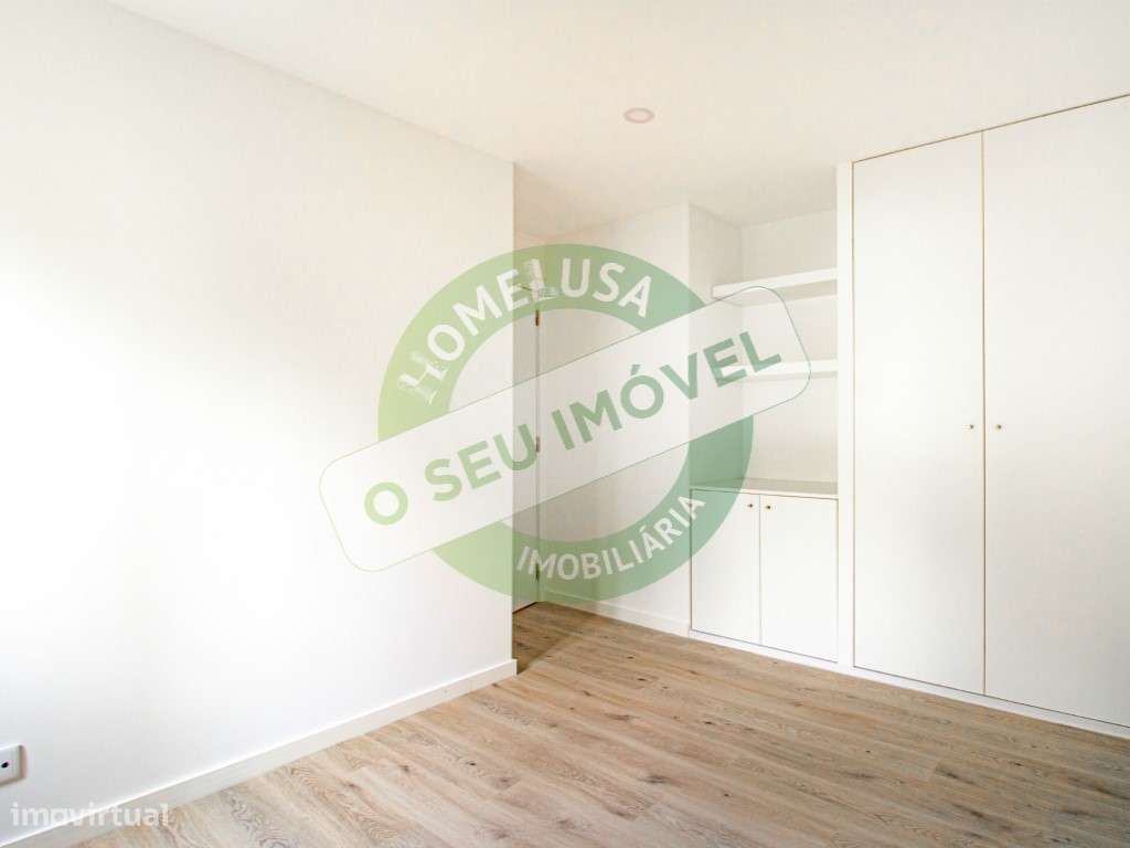 Apartamento T4 remodelado no Vale das Flores - Grande imagem: 2/31