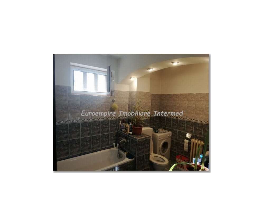 Apartament 4 camere de vanzare zona TOMIS III, semimobilat - Imagine principală: 4/6