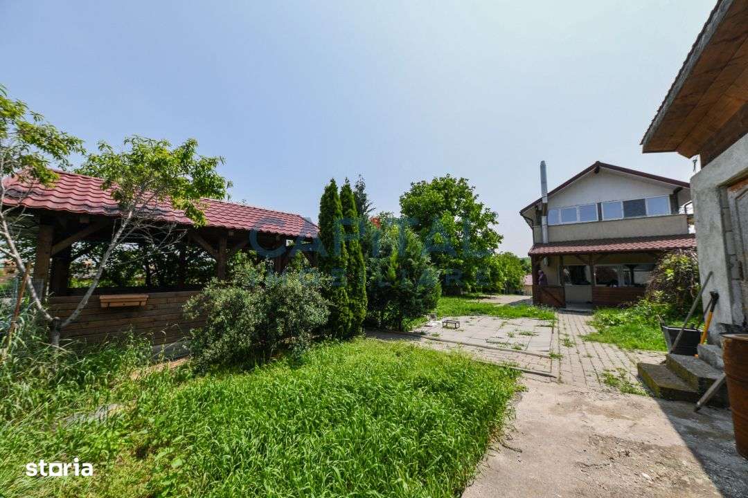 Casa pe 3 niveluri+teren 3650mp, loc Comsesti, zona Lacurile Martinest - Imagine principală: 2/19
