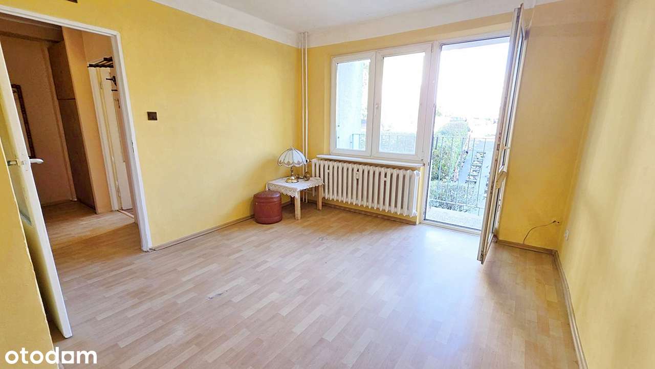 Z potencjałem na 2 pokoje | Świetna lokalizacja blisko "Emki" | Loggia - Pełny obrazek: 2/11