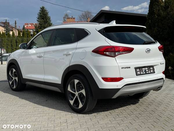 Hyundai Tucson 2.0 CRDI BlueDrive Comfort 2WD - 5