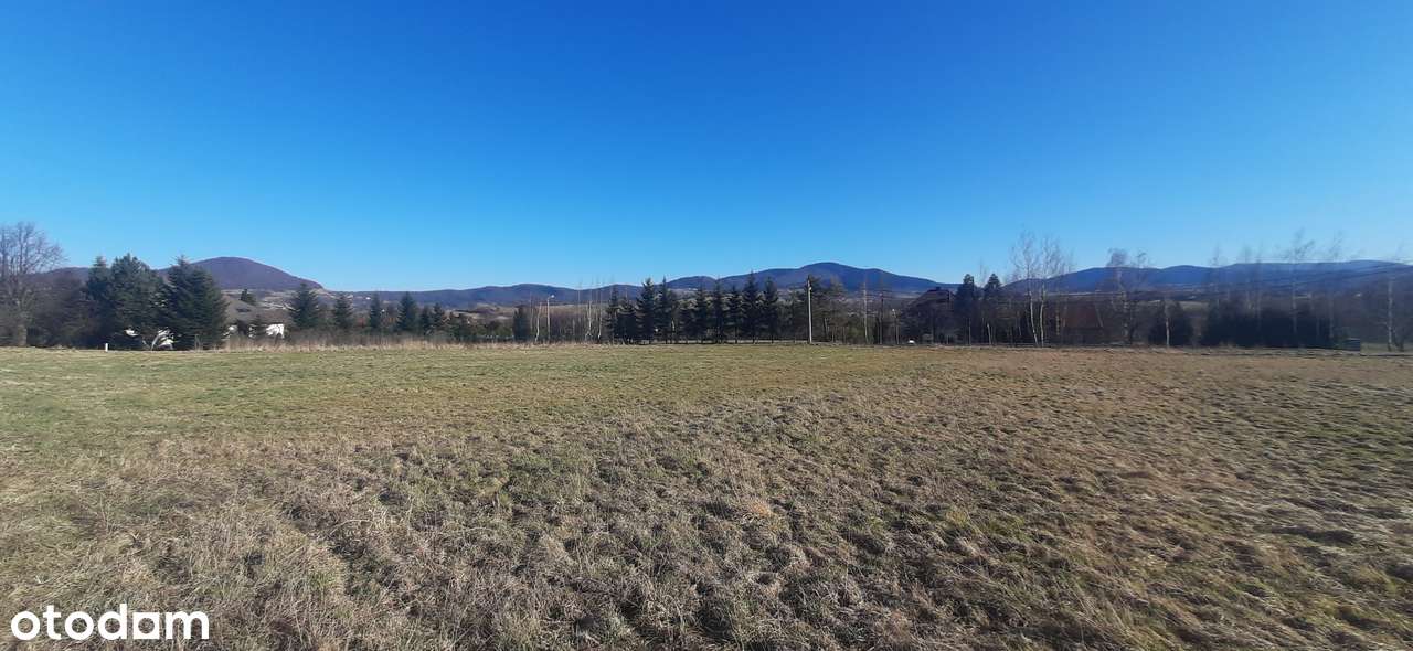 Działka budowlana z dojazdem, prąd, woda, widok-5