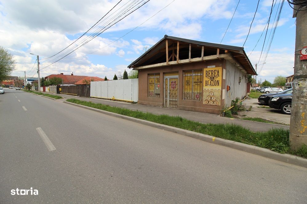 Vând spațiu comercial/casă P+Pod în Hunedoara, zona M5-Maritan, 96 mp