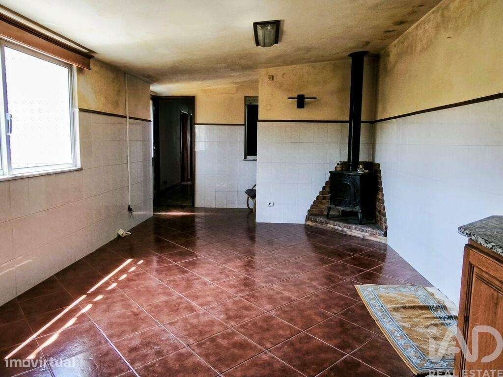 Moradia bi-familiar T6 em Viana do Castelo e Meadela de 227 m2-14