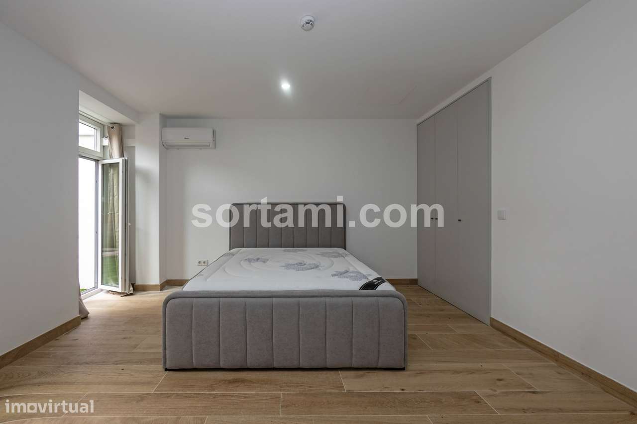 Apartamento T0+2 Venda em Cedofeita, Santo Ildefonso, Sé, Miragaia, Sã-13