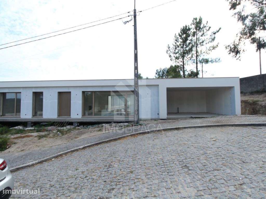 Moradia Geminada T3 Nova para Venda em Rendufinho - Póvoa de Lanhoso-27