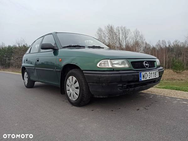 Opel Astra 1.4 Base - 8