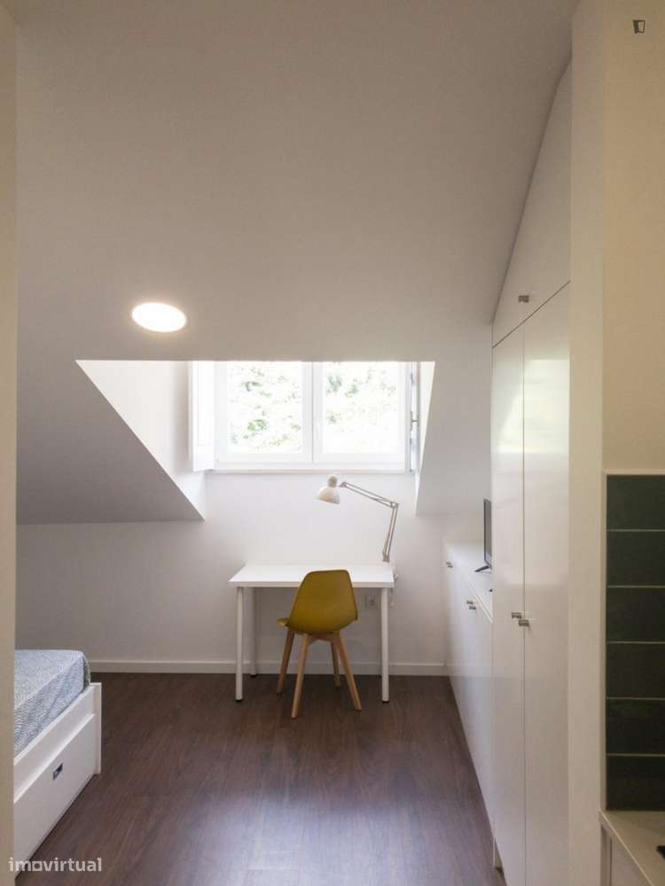 Estúdio - localizado em Montes Claros Coimbra - Grande imagem: 3/5