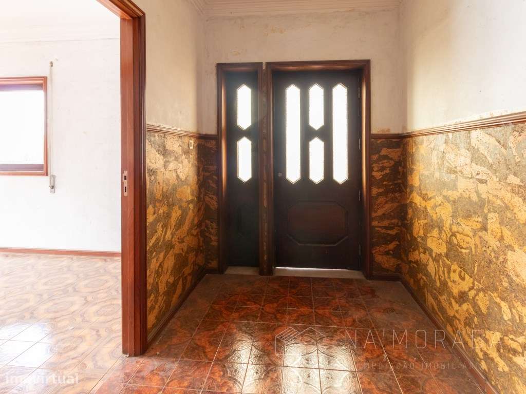 Moradia isolada com 3.000 m2 de terreno para venda em Santa Maria d...-13