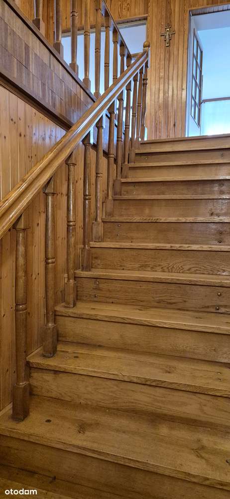 Dom z potencjałem - dwa poziomy, piękna działka, świetna lokalizacja!-11