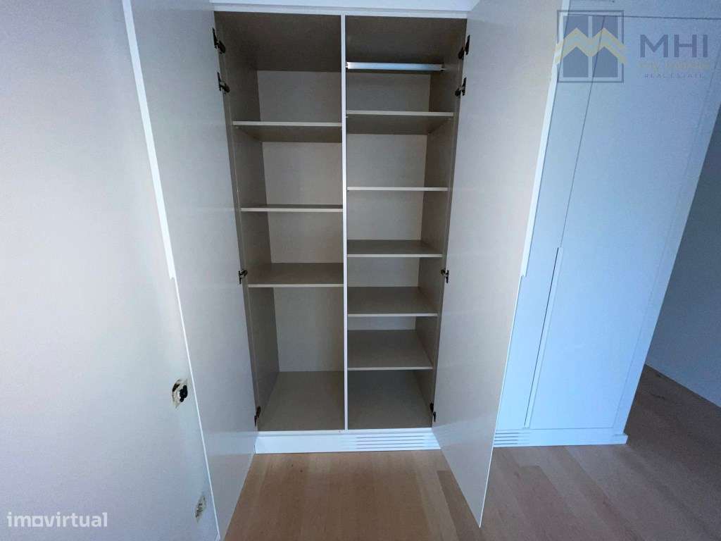 Moradias de Luxo T4 +1 a 500 metros da praia em Canidelo-39