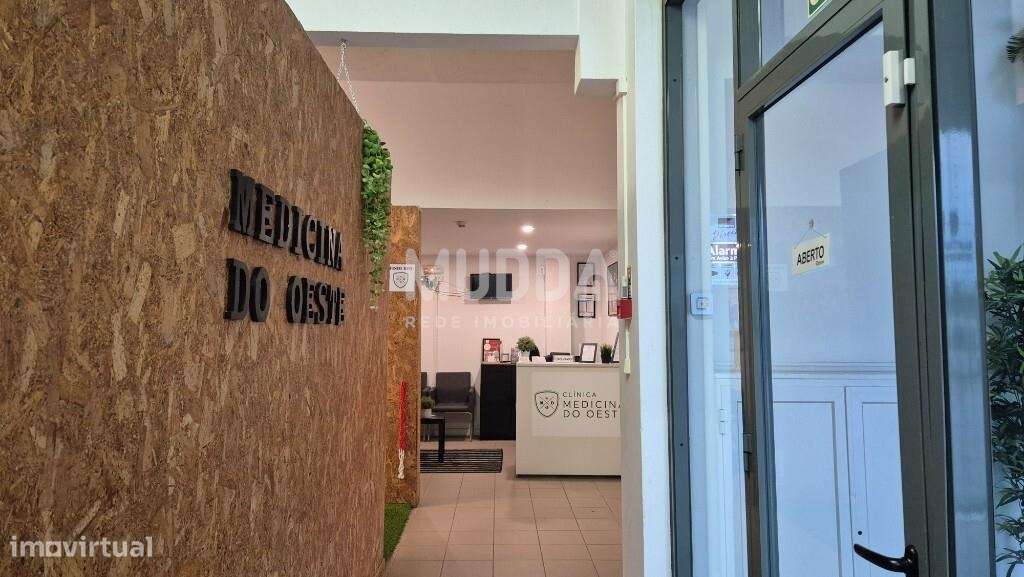 Trespasse clínica médica em Torres Vedras com estacionamento privativo - Grande imagem: 2/10