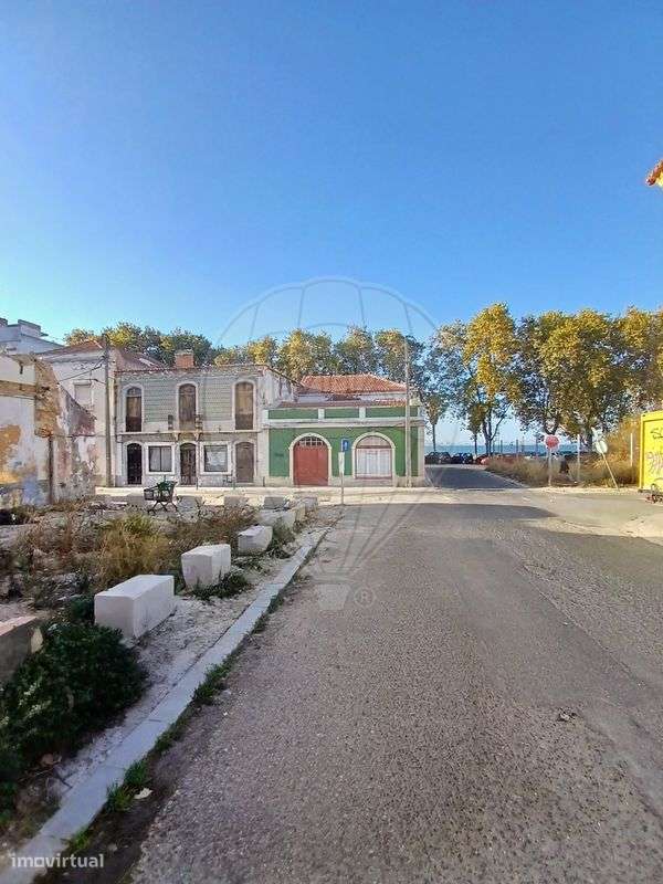 Prédio  para venda - Grande imagem: 2/13