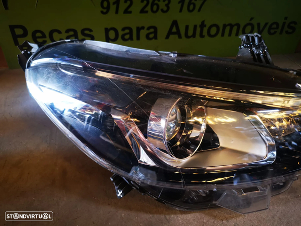 PEUGEOT 108 FAROL DIREITO - FF207 - 9