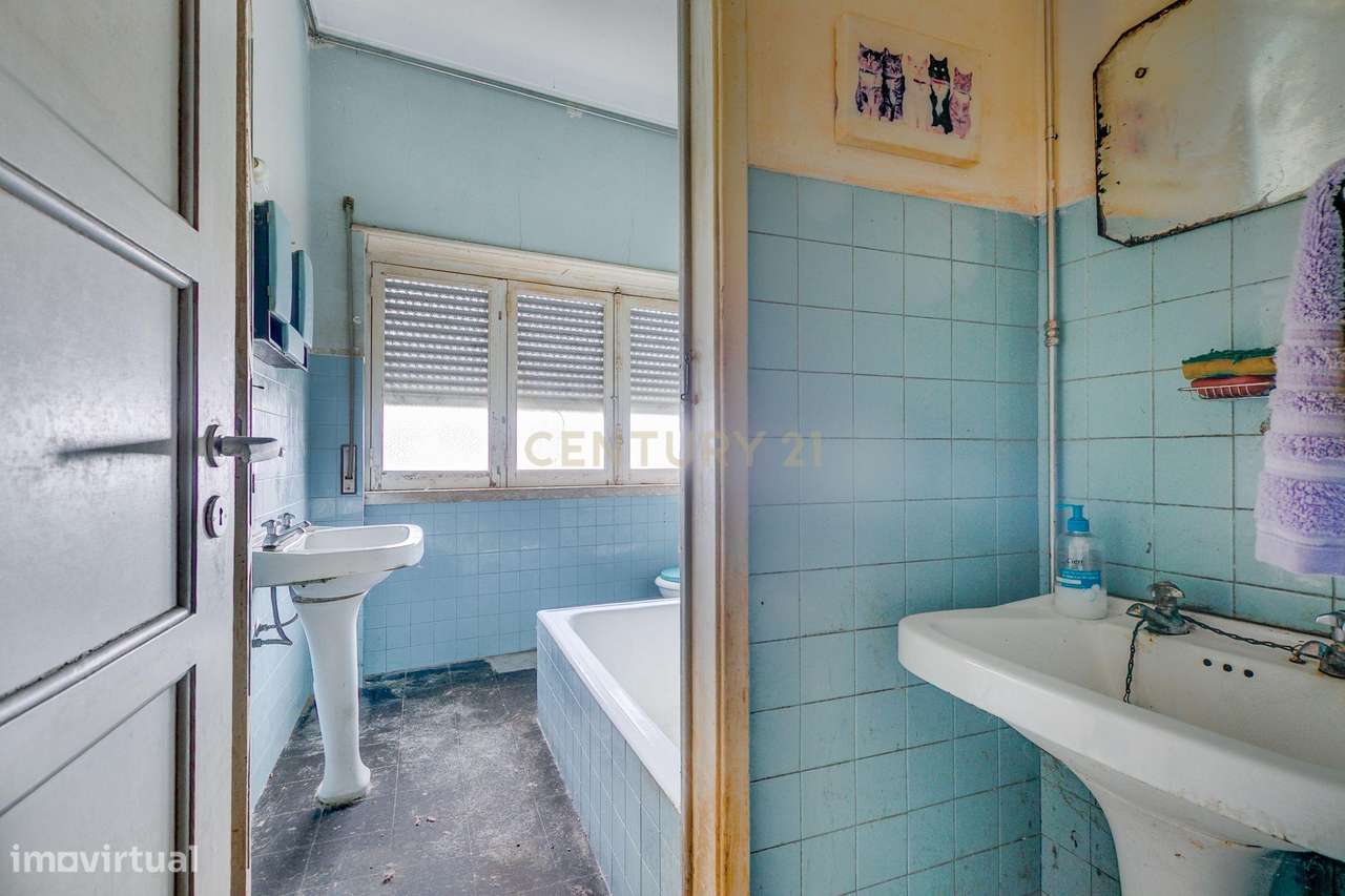 Moradia T5 em Rio de Mouro-11