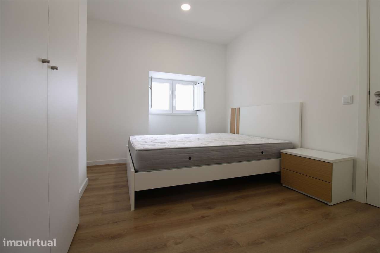 Estúdio em S.Martinho do Bispo - Grande imagem: 2/4