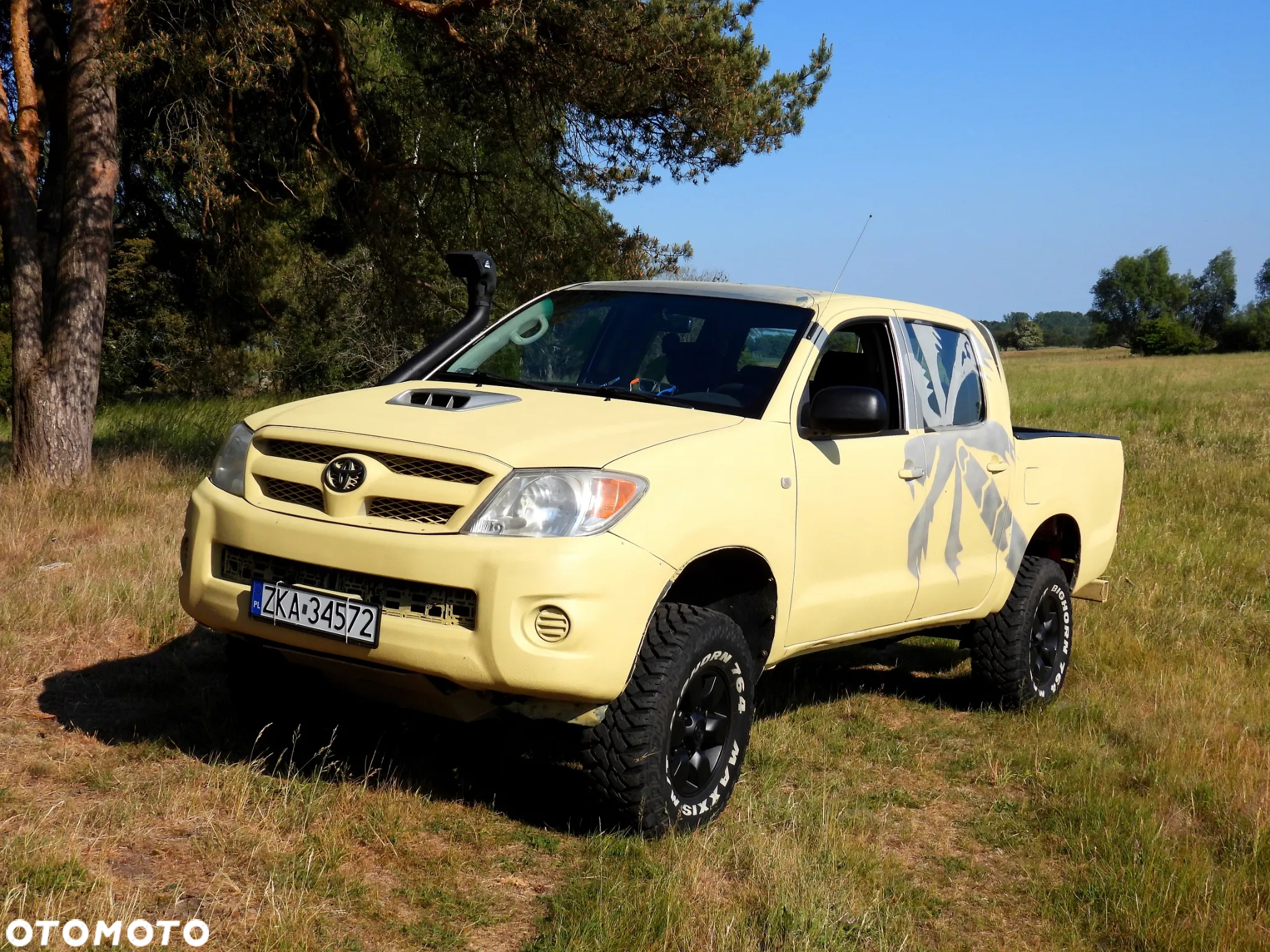 Toyota Hilux 2.5 D-4D DLX + - 2